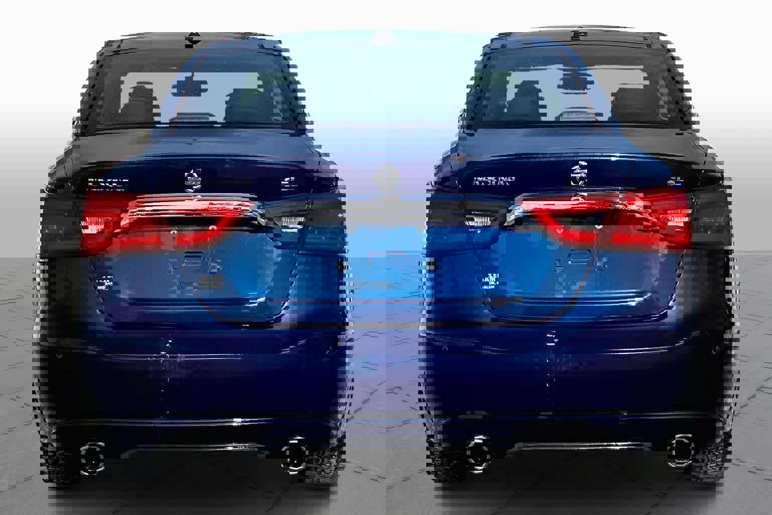 Used 2017 Nissan Maxima 3.5 SL image 5