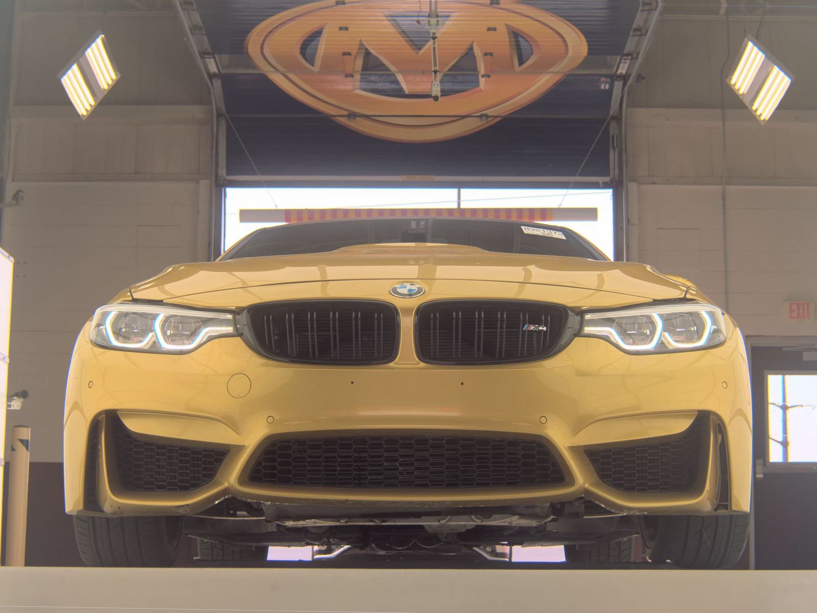 Used 2019 BMW M4 Coupe w/ Competition Package RWD image 4