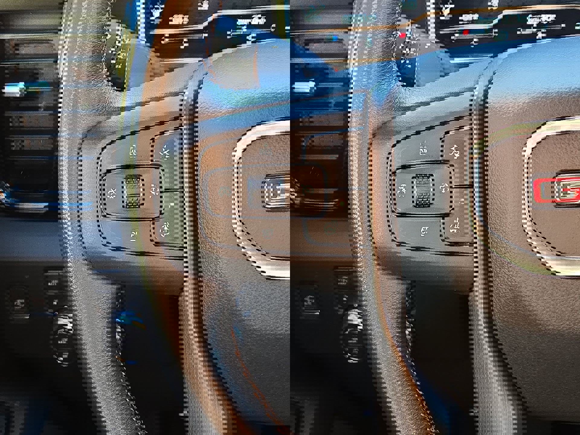 Used 2023 GMC Sierra 1500 AT4 w/ Technology Package image 21