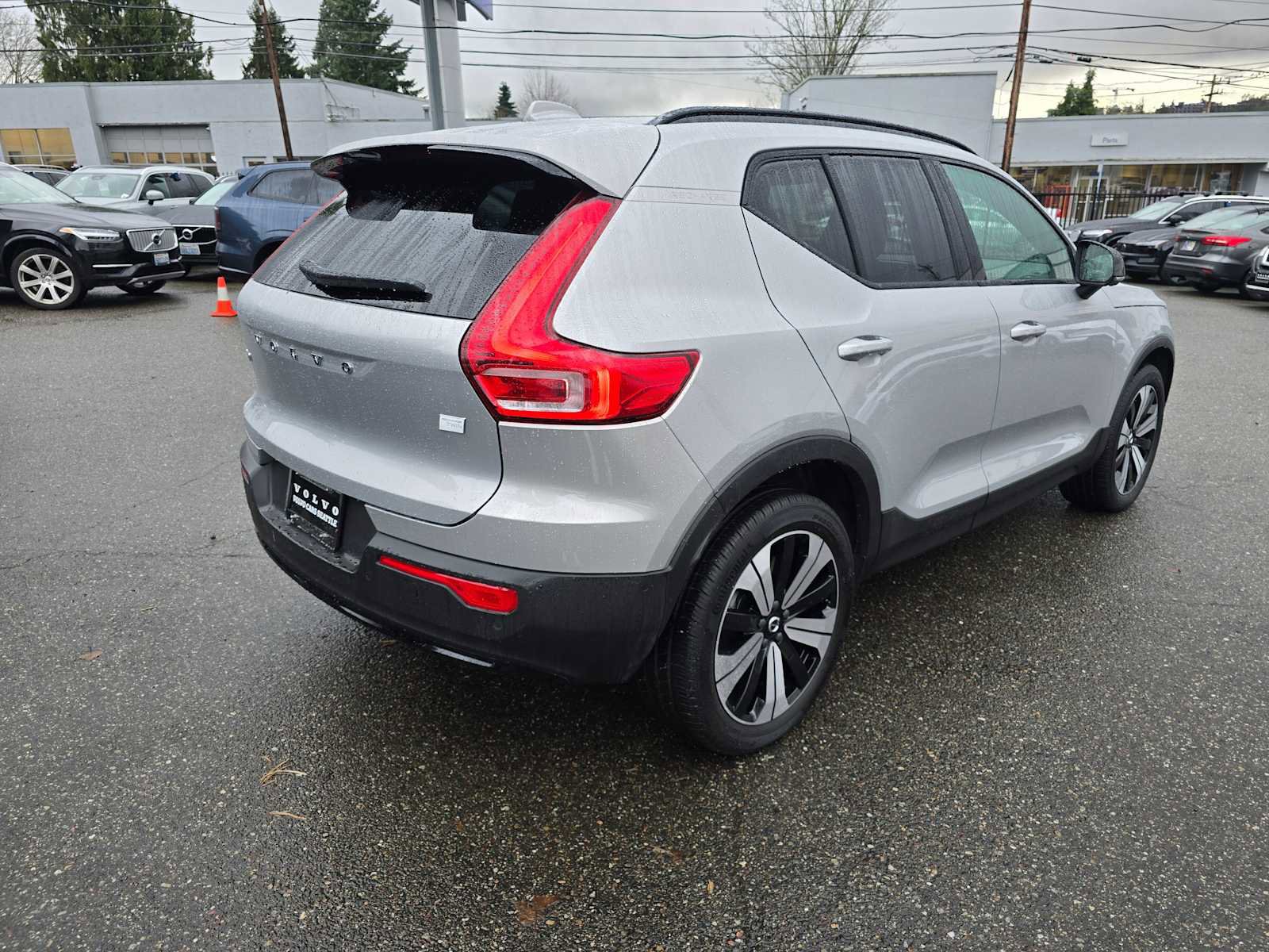 Certified 2023 Volvo XC40 Recharge Plus w/ Protection Package Premier image 4