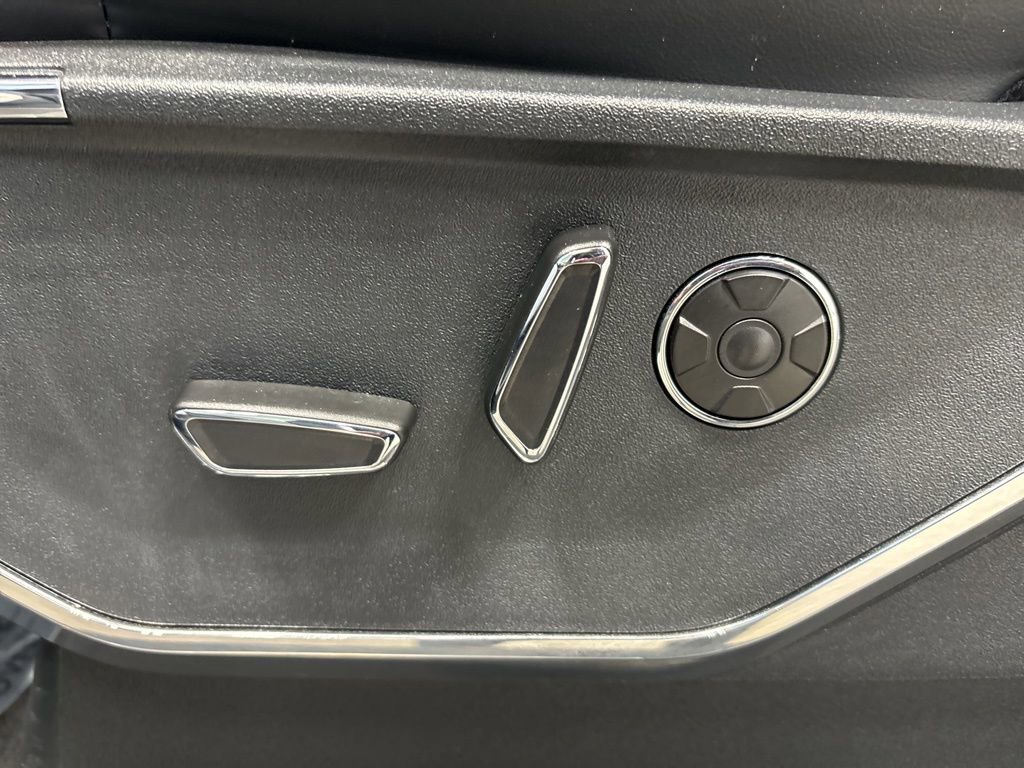 Used 2024 Ford F150 Platinum image 29