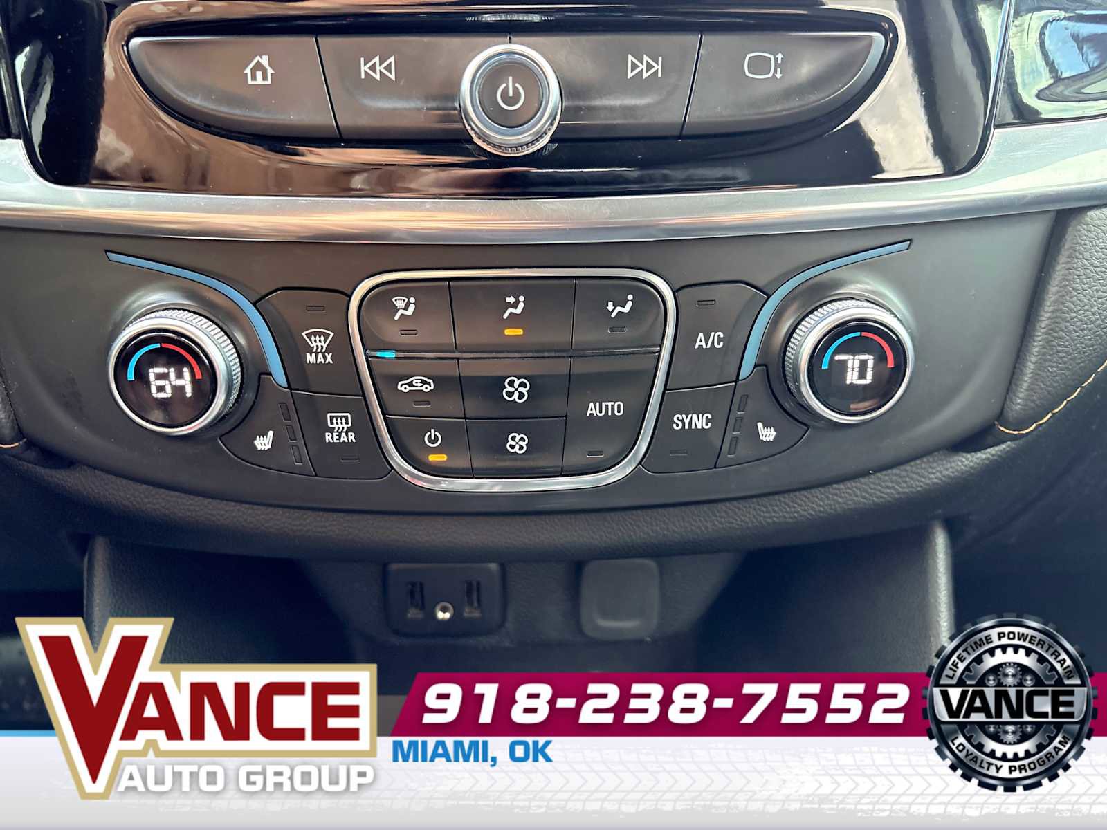 Used 2019 Chevrolet Traverse RS image 28