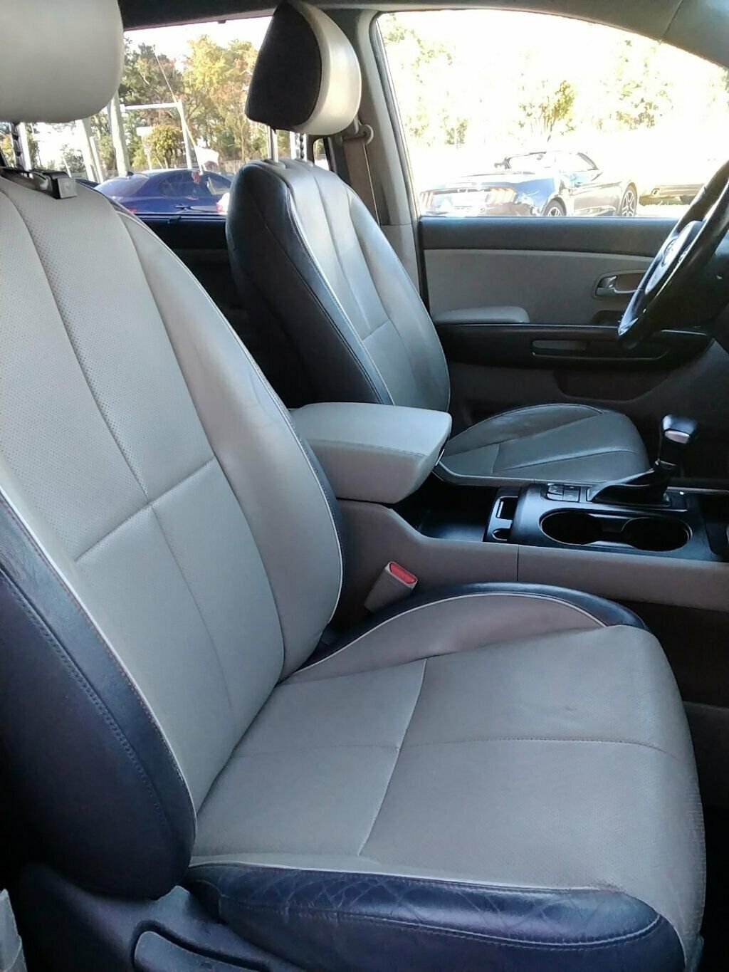 Used 2018 Kia Sedona LX w/ LX Essentials Premium Package image 13