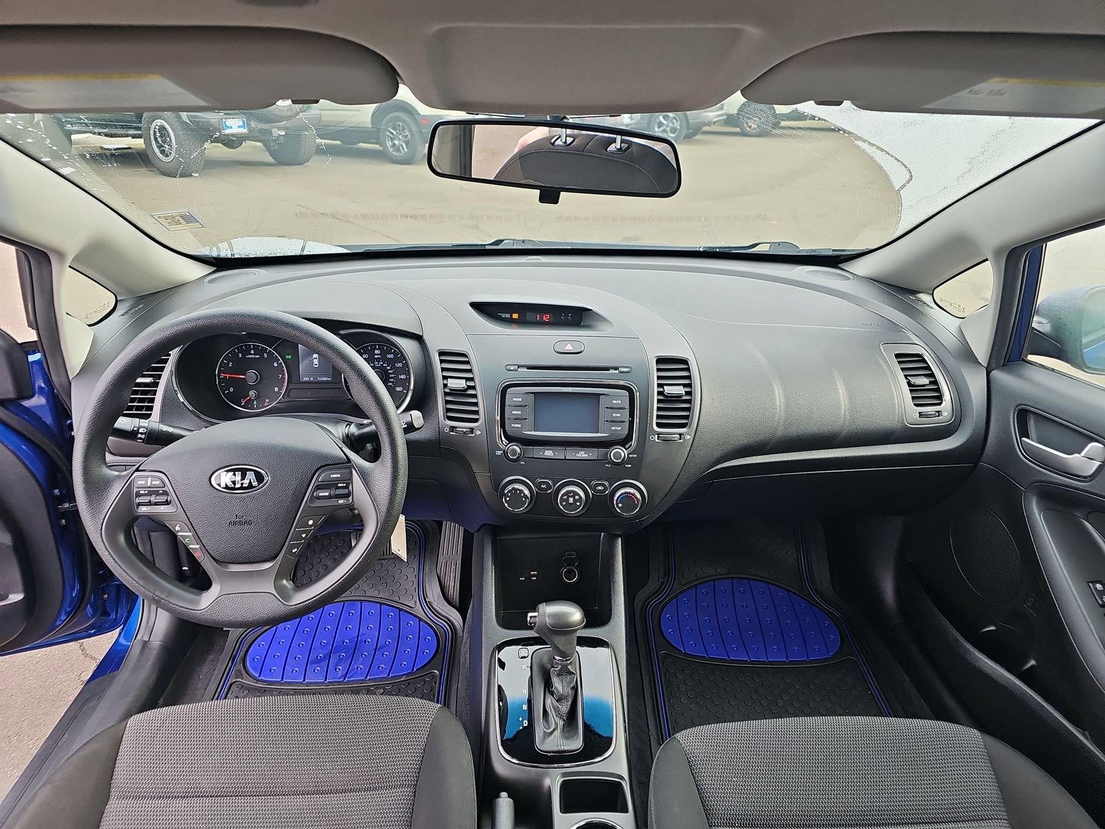 Used 2018 Kia Forte LX w/ LX Rear Camera Package image 12