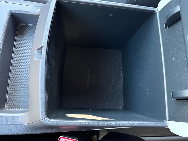 Used 2024 Kia Carnival LX image 23