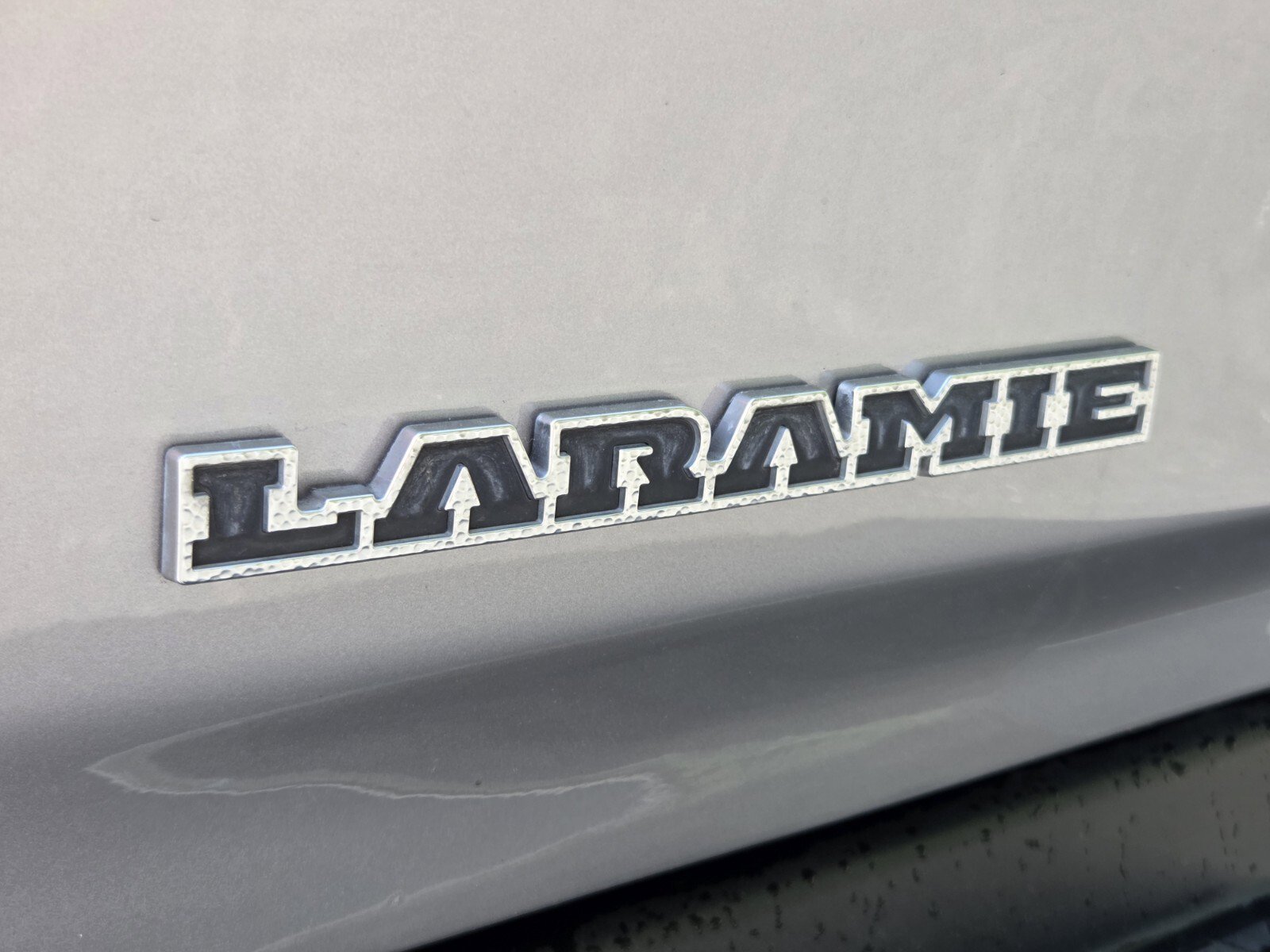Used 2020 RAM 1500 Laramie RWD image 15