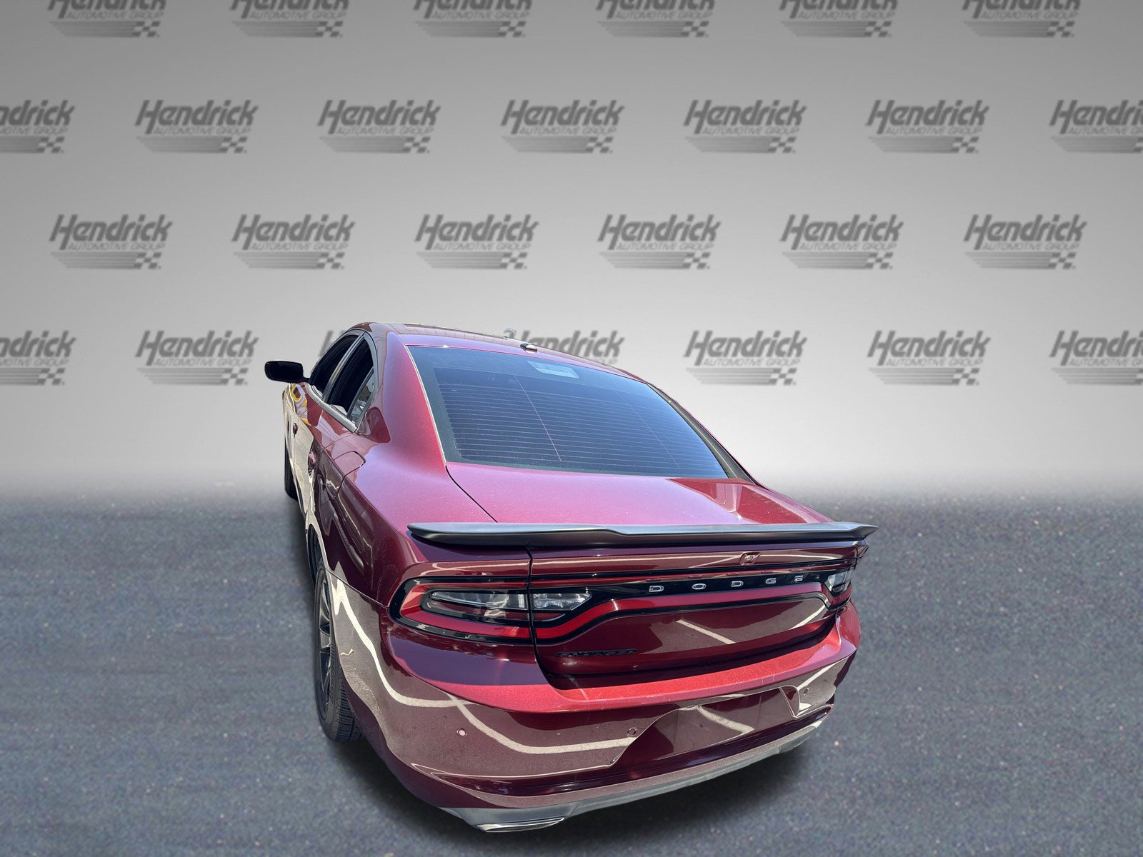 Used 2019 Dodge Charger SXT w/ Blacktop Package RWD image 8