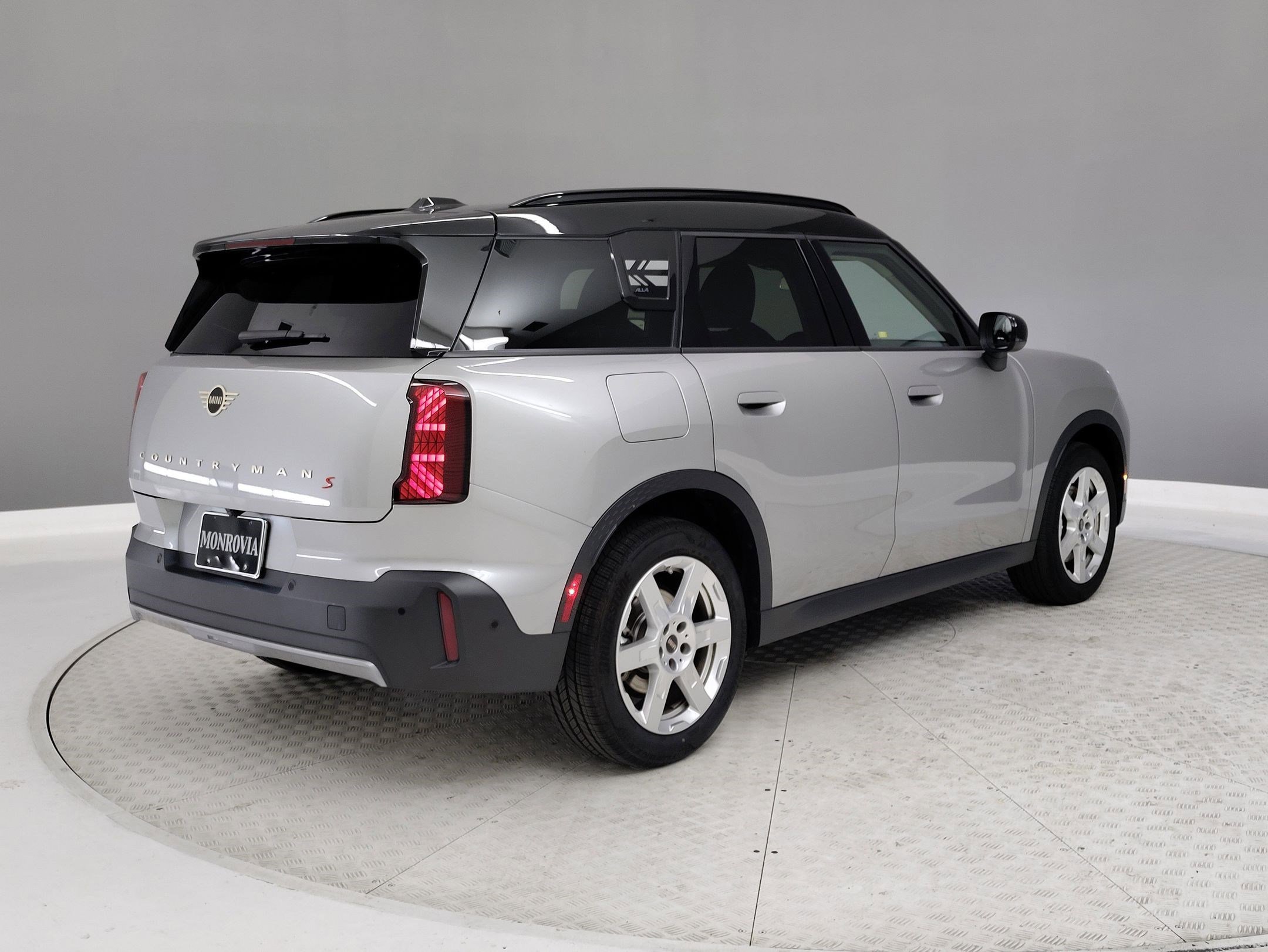 Used 2025 MINI Cooper Countryman S image 6