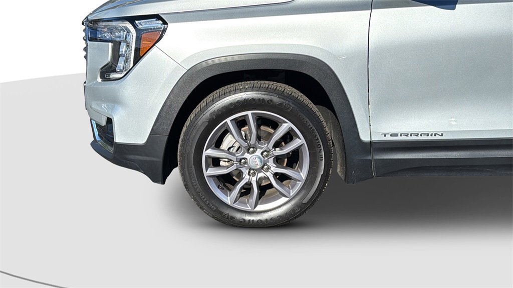 Used 2022 GMC Terrain SLT w/ LPO, Floor Liner Package image 24