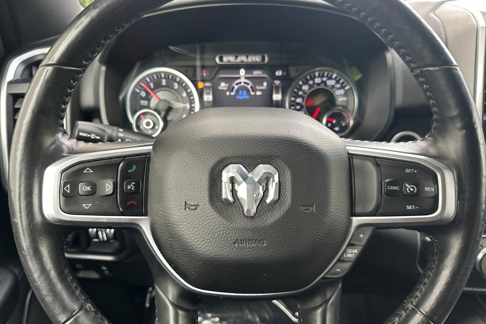 Used 2019 RAM 1500 Big Horn RWD image 16