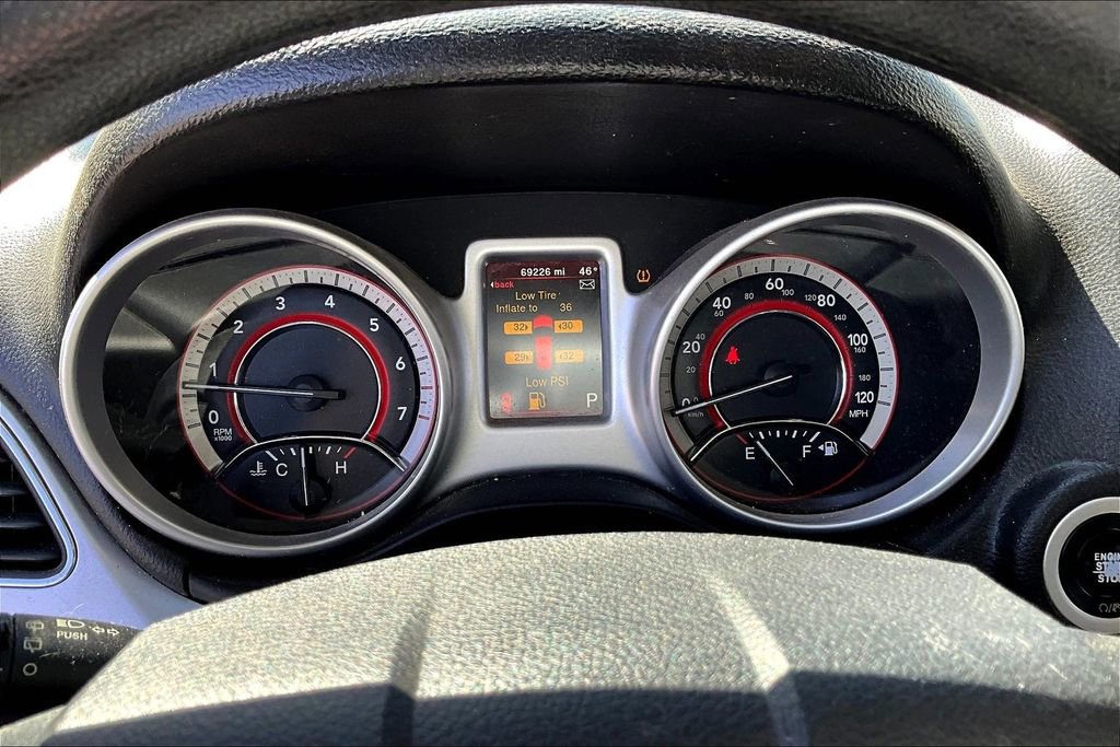 Used 2019 Dodge Journey SE w/ Blacktop Package image 17