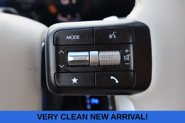 Used 2026 Hyundai Santa Fe SEL FWD image 23