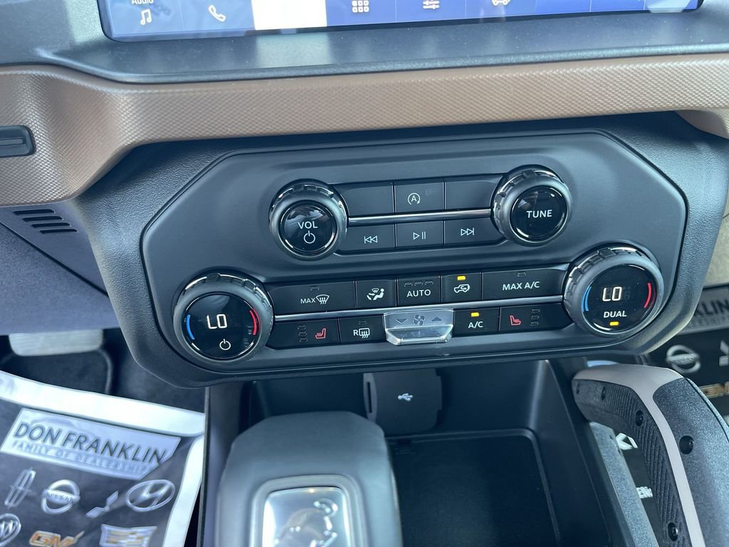 Used 2024 Ford Bronco Outer Banks image 19