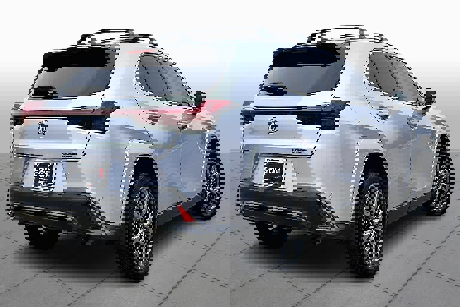 Used 2025 Lexus UX 300h FWD image 13