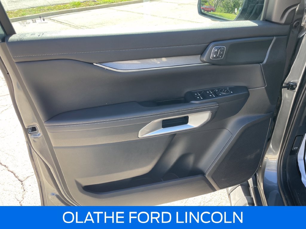 Used 2024 Ford Ranger Lariat w/ Advanced Towing Package AWD/4WD image 12