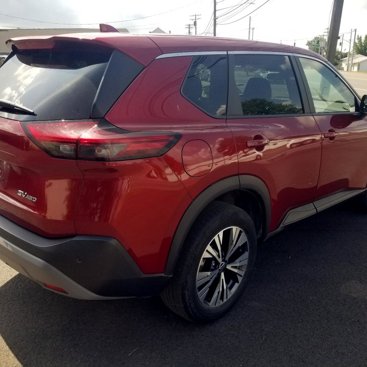 Used 2022 Nissan Rogue SV image 5