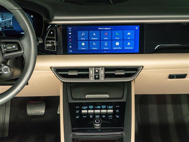 Used 2026 Porsche Macan Electric RWD image 26