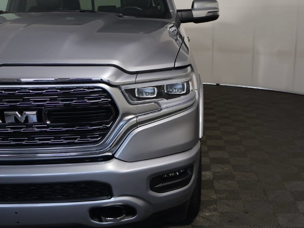 Used 2024 RAM 1500 Limited w/ Body Color Bumper Group AWD/4WD image 17
