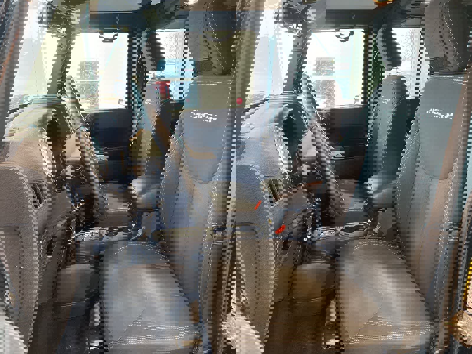 Used 2016 Jeep Wrangler Unlimited Rubicon w/ Dual Top Group image 11