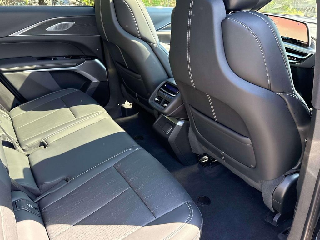 Used 2024 Cadillac Lyriq Luxury w/ LPO, Floor Liner Package image 11