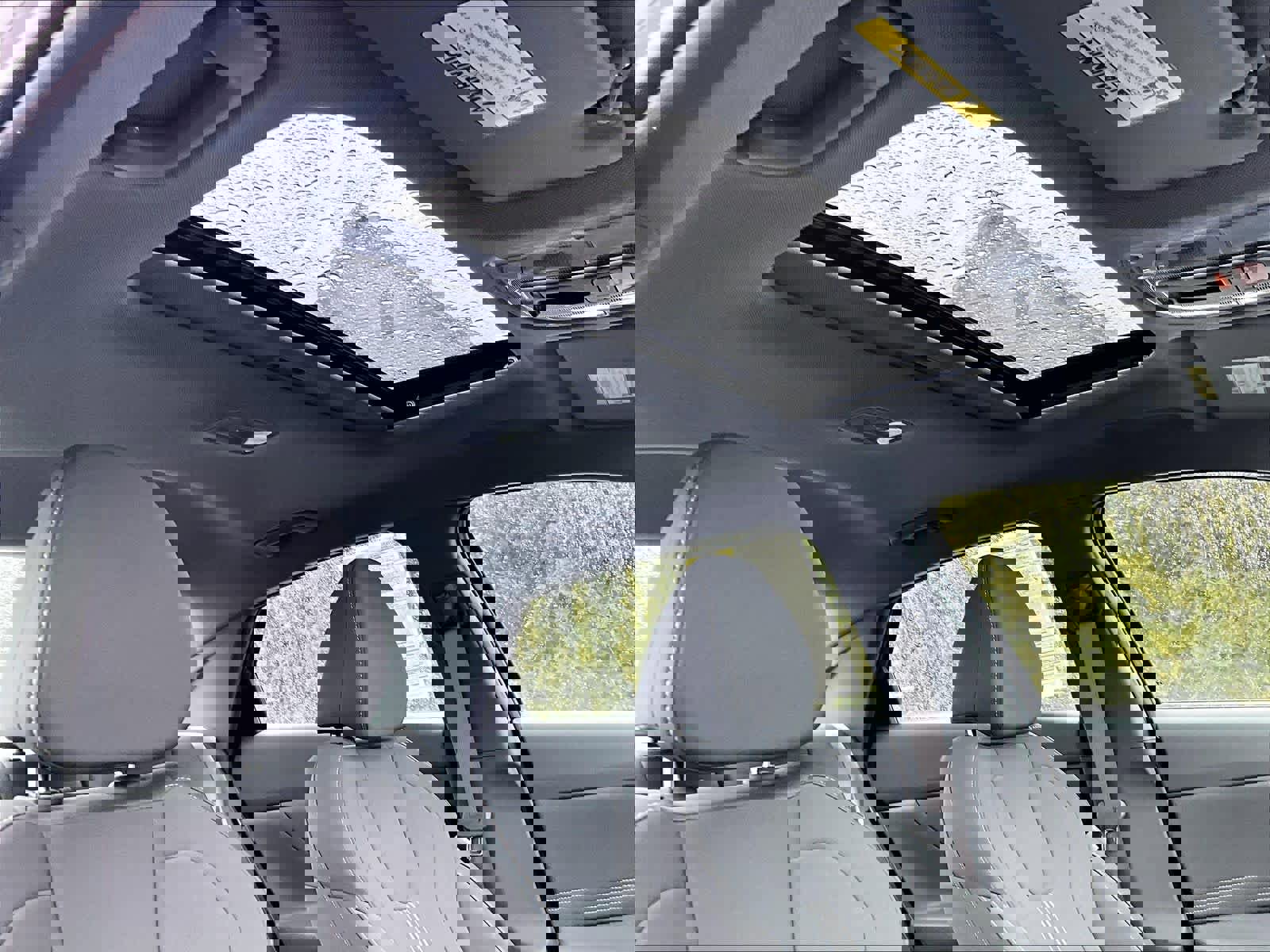 Used 2025 Hyundai Elantra SEL image 22