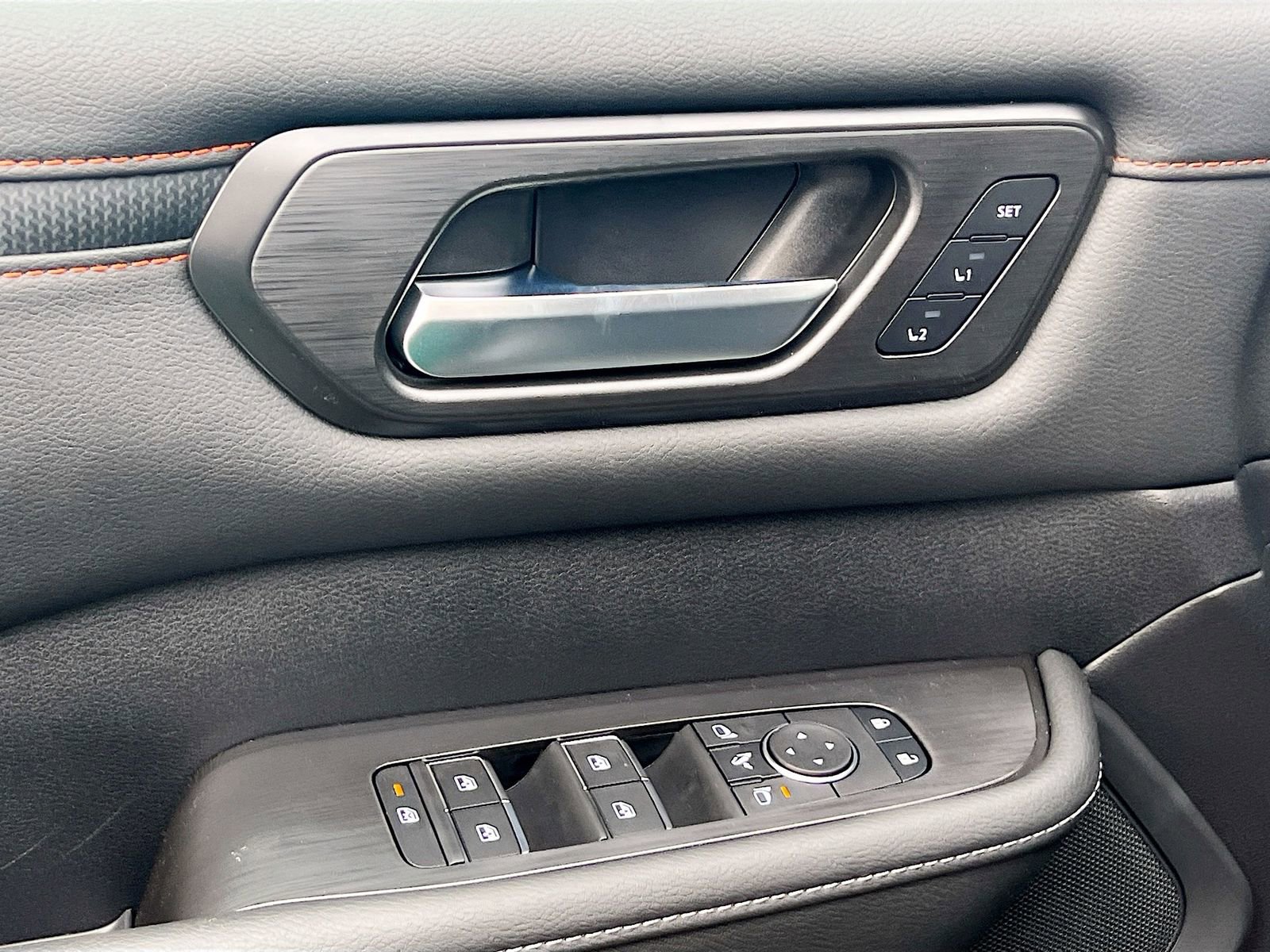 New 2026 Nissan Armada PRO-4X AWD/4WD image 18