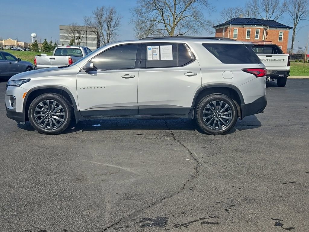 Used 2022 Chevrolet Traverse RS w/ LPO, Floor Liner Package AWD/4WD image 4