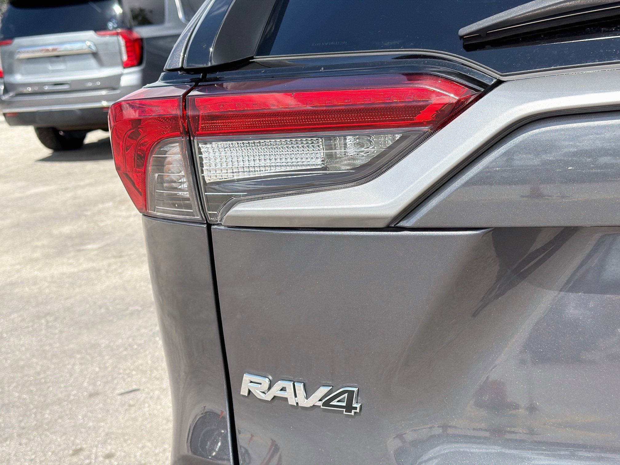 Used 2023 Toyota RAV4 XSE w/ XSE Grade Weather Package AWD/4WD image 10