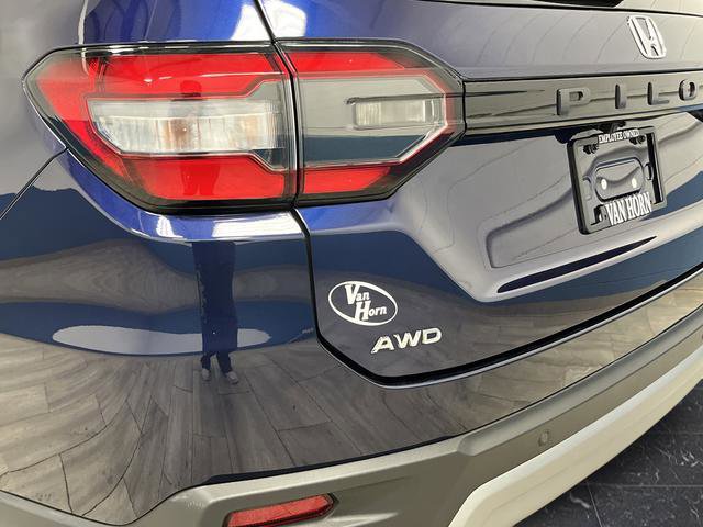 Used 2024 Honda Pilot Touring image 35