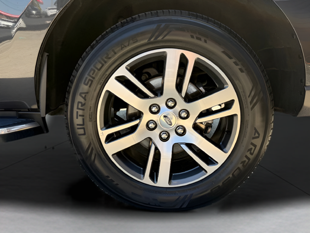 Used 2023 Ford Expedition Limited RWD image 24