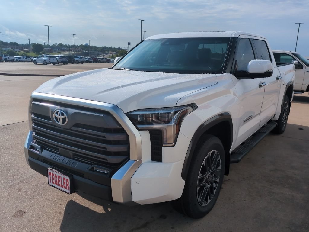 New 2026 Toyota Tundra Limited AWD/4WD image 3