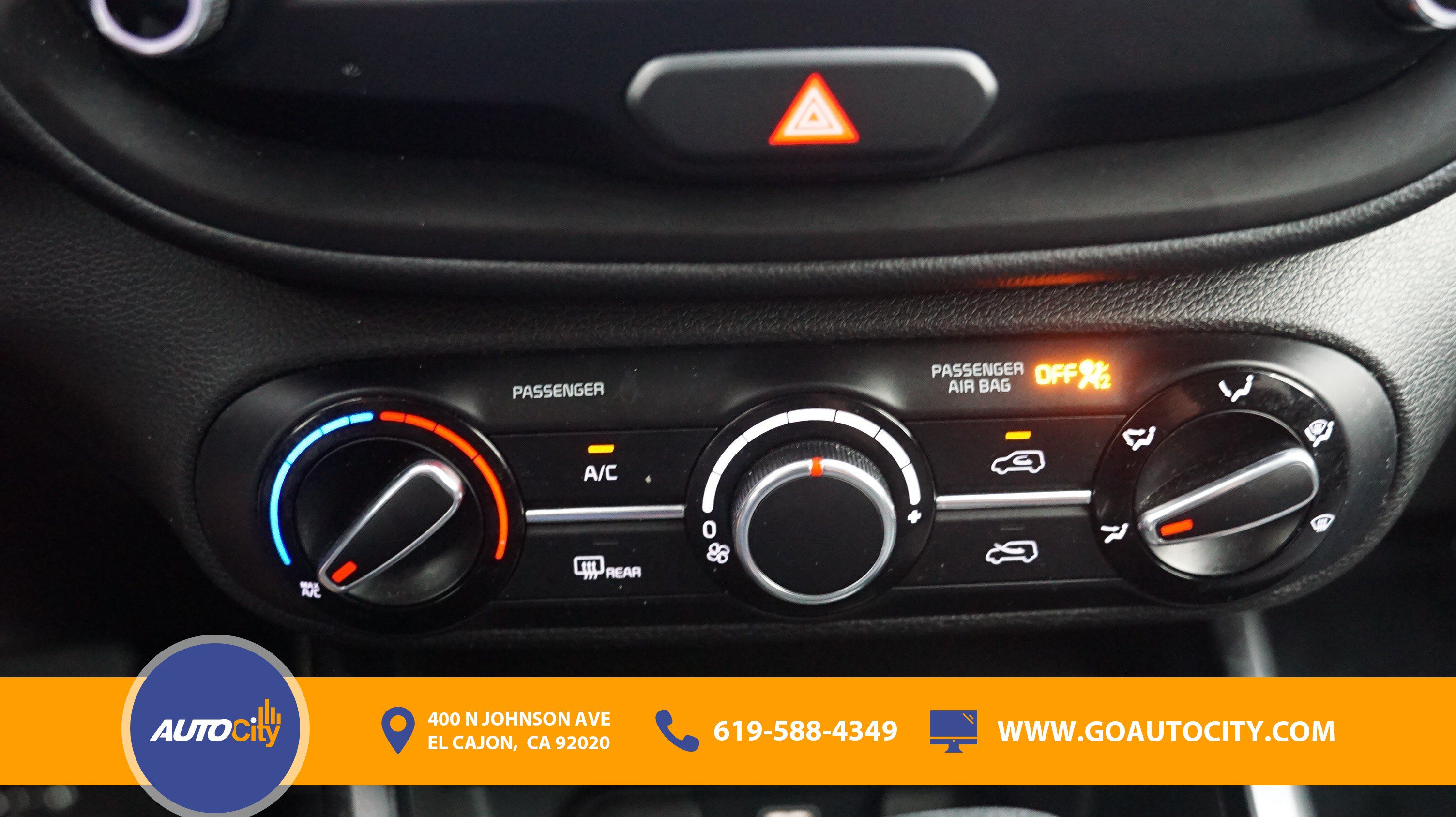 Used 2023 Kia Soul LX w/ LX Technology Package FWD image 21