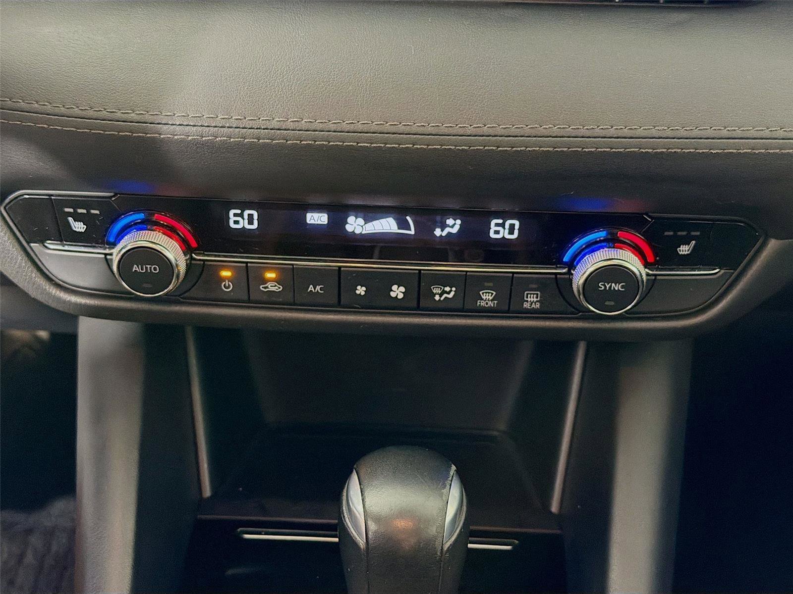 Used 2018 MAZDA MAZDA6 Touring image 17