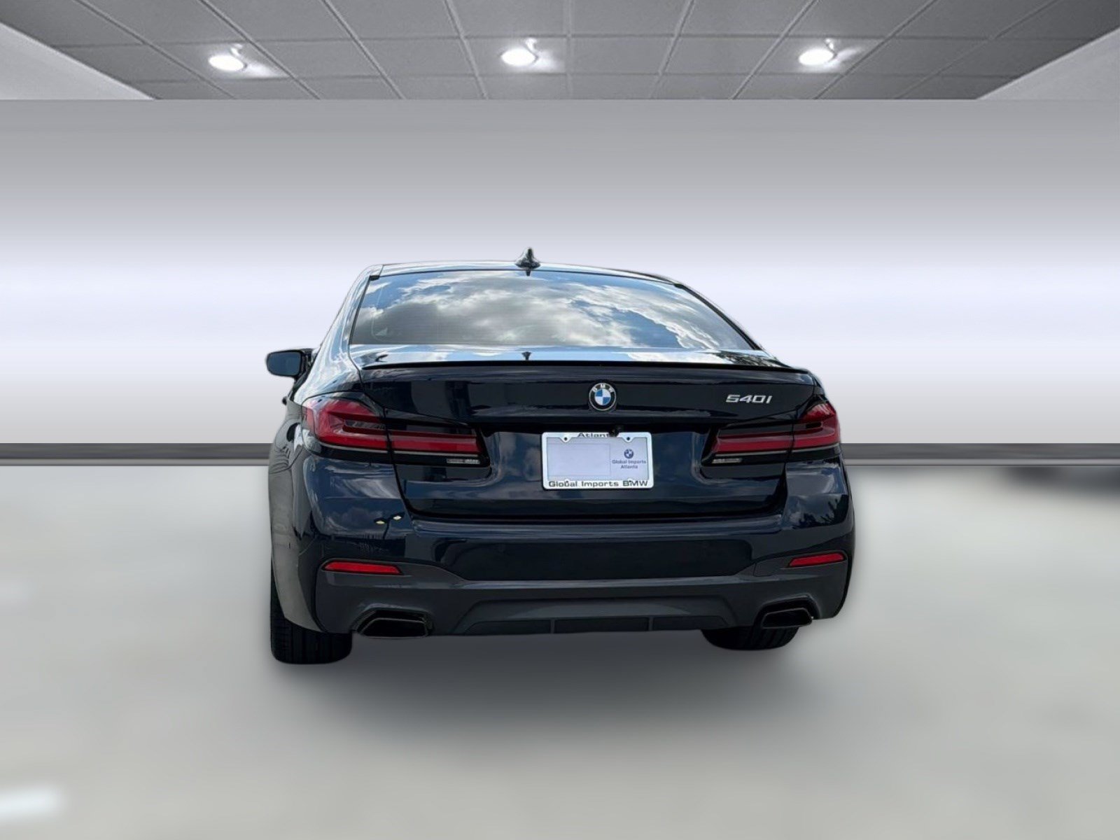 Certified 2023 BMW 540i w/ M Sport Package RWD image 9