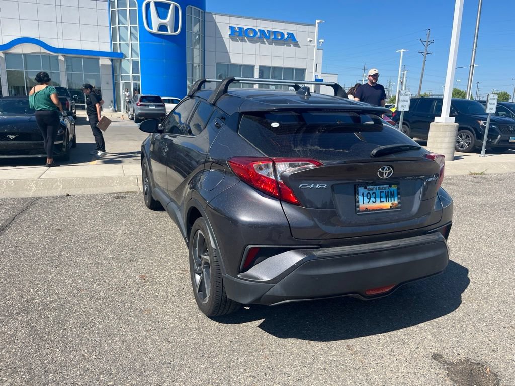 Used 2021 Toyota C-HR Limited FWD image 6