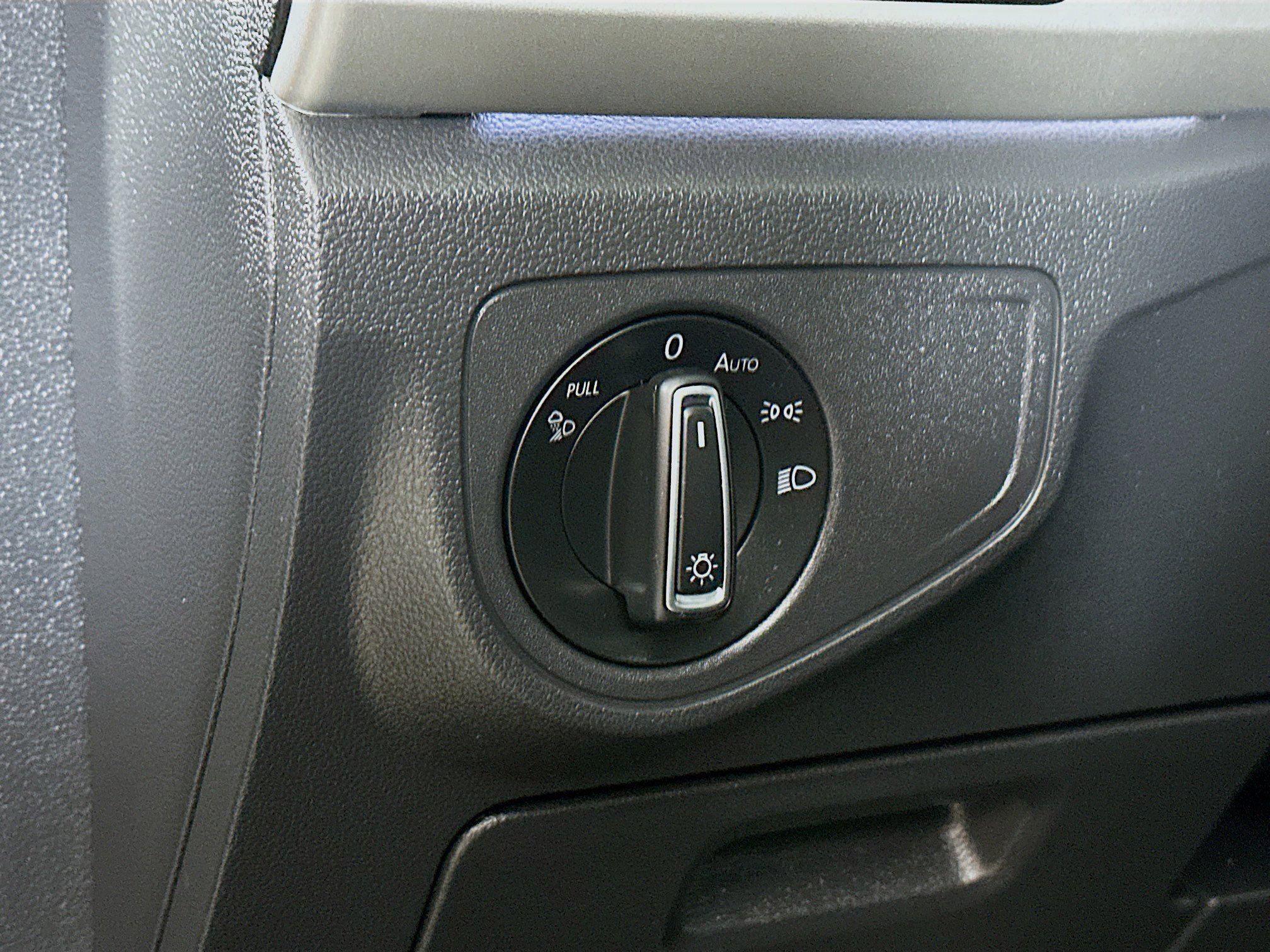 Certified 2023 Volkswagen Atlas SEL AWD/4WD image 13
