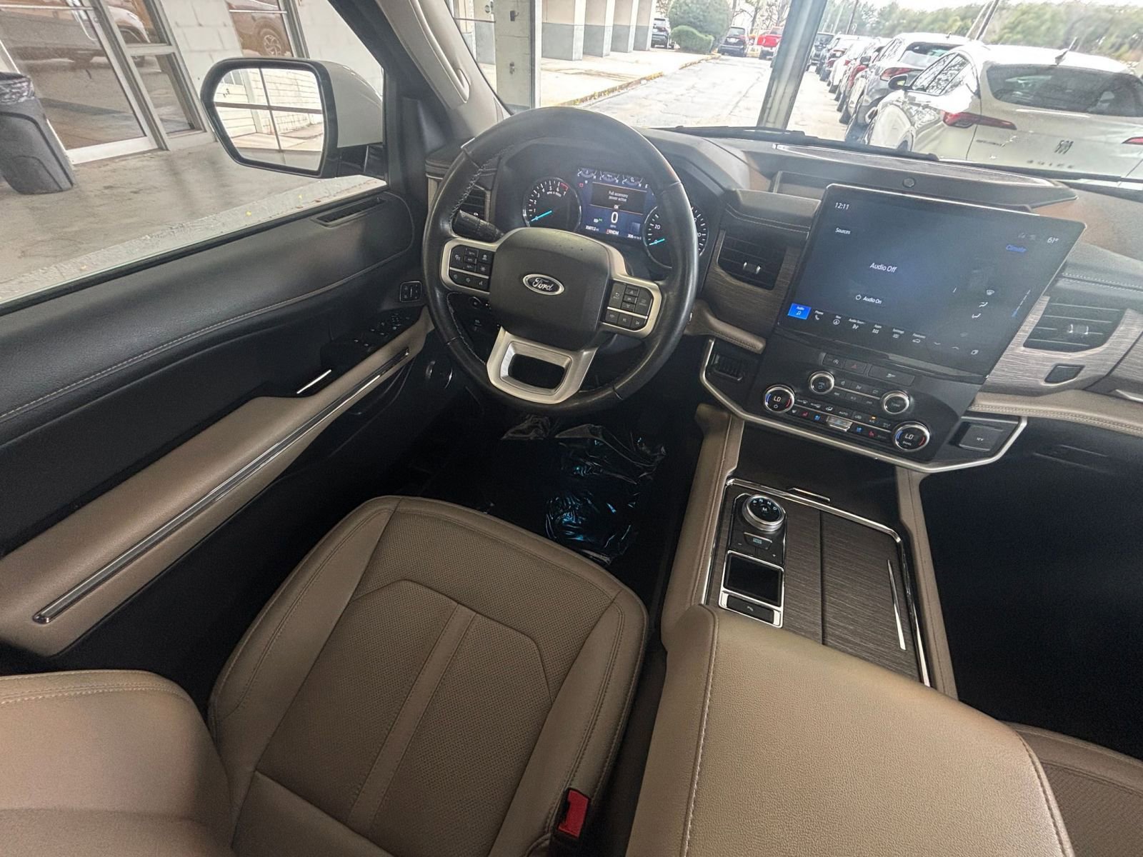 Used 2024 Ford Expedition Limited RWD image 40