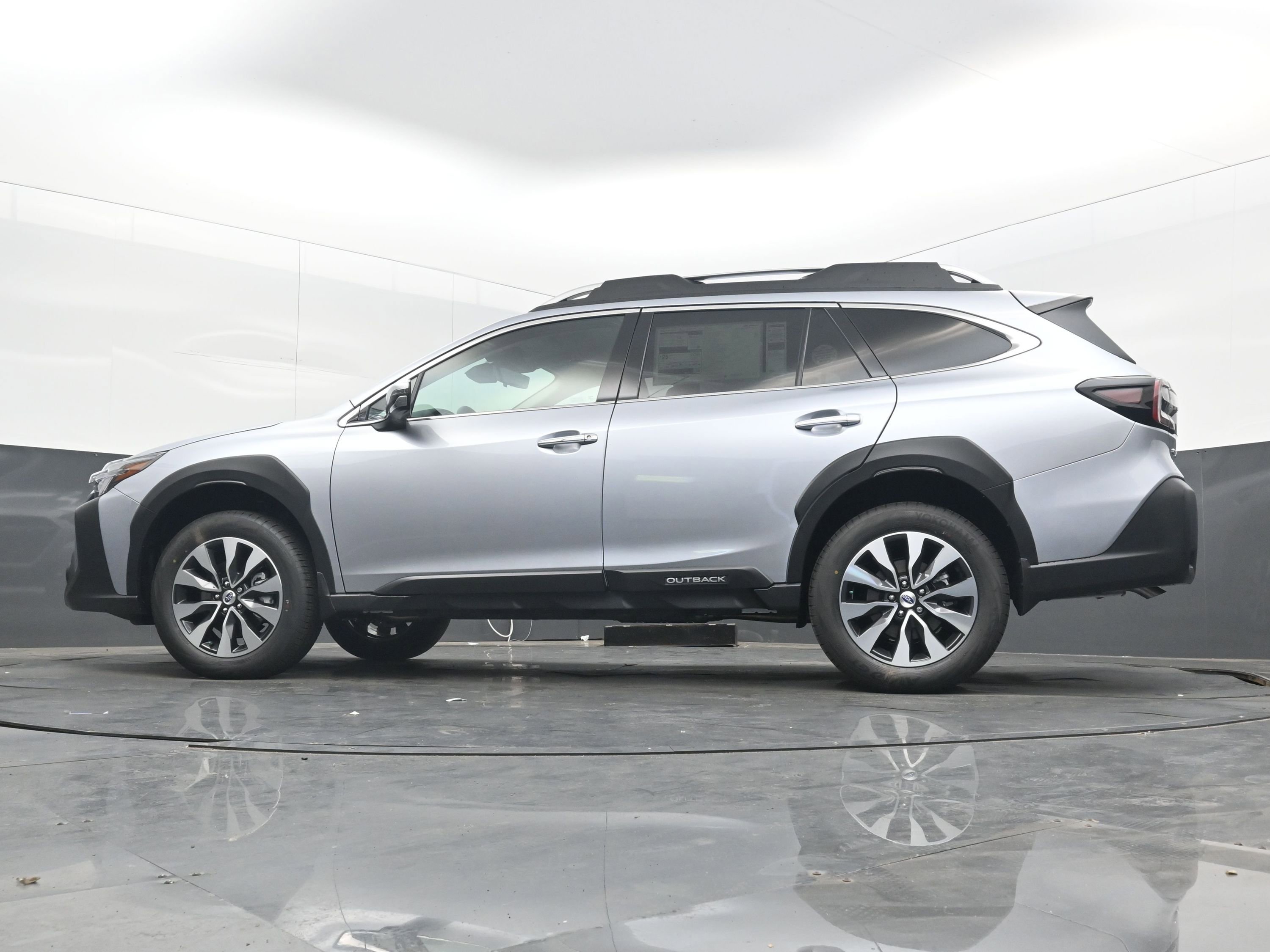 New 2025 Subaru Outback Touring XT image 27