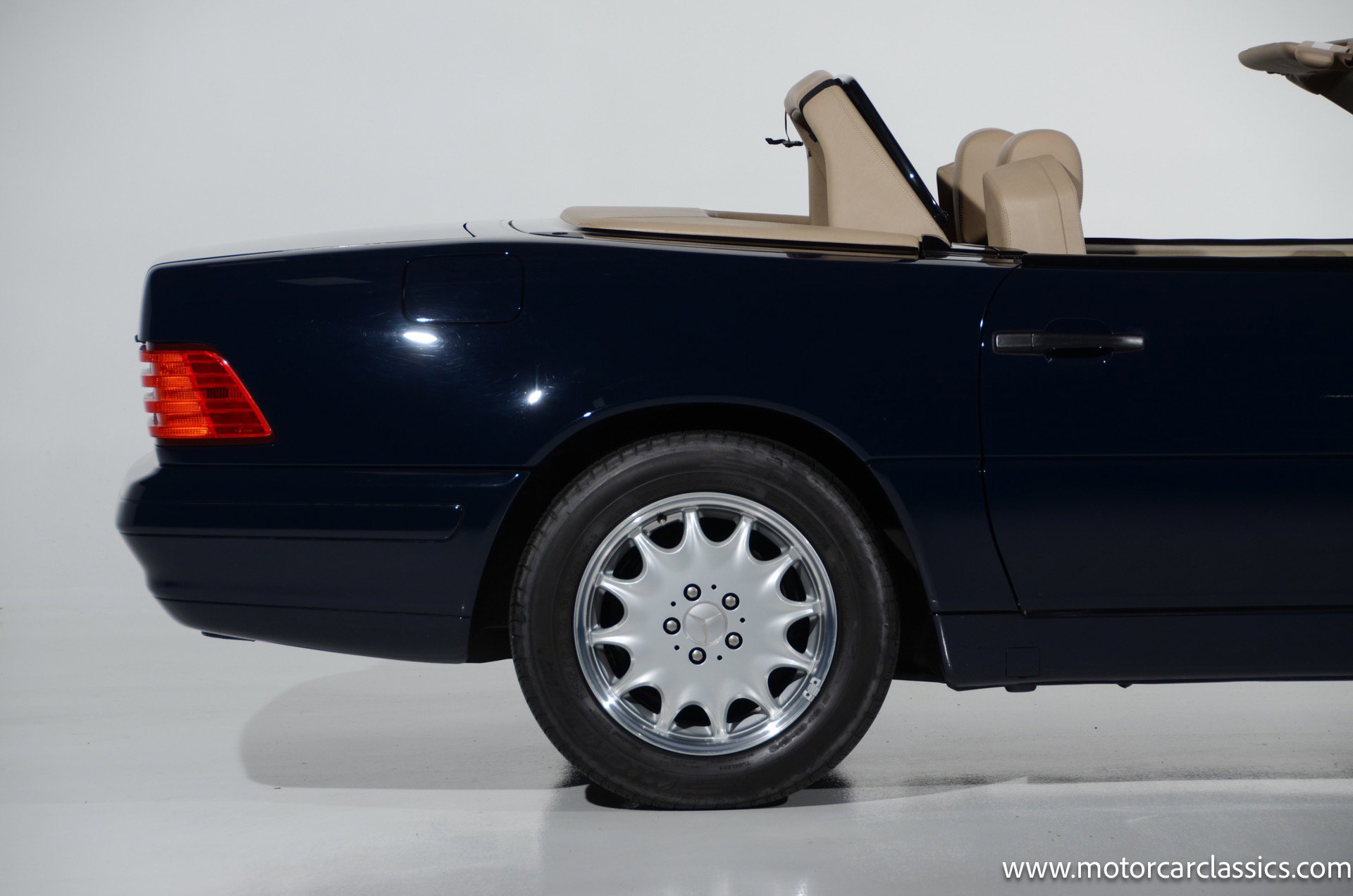 Used 1996 Mercedes-Benz SL 320 image 20