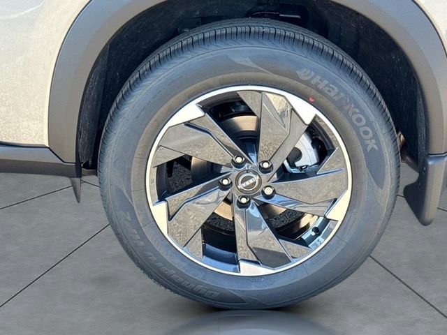 New 2026 Nissan Rogue SV w/ Cold Weather Package image 4