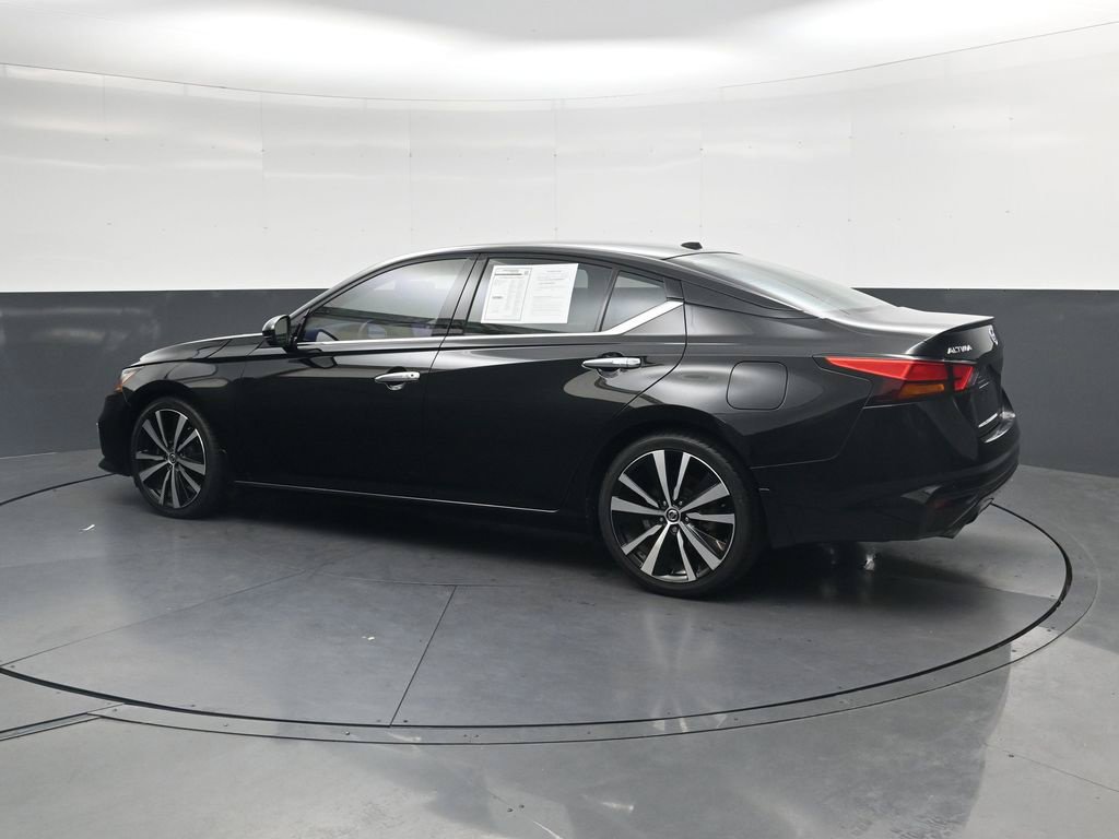 Used 2019 Nissan Altima 2.5 Platinum FWD image 10