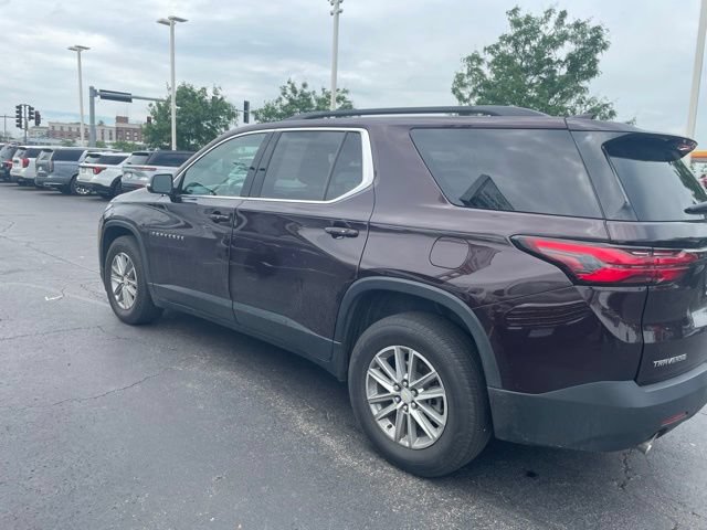 Used 2022 Chevrolet Traverse LT FWD image 3
