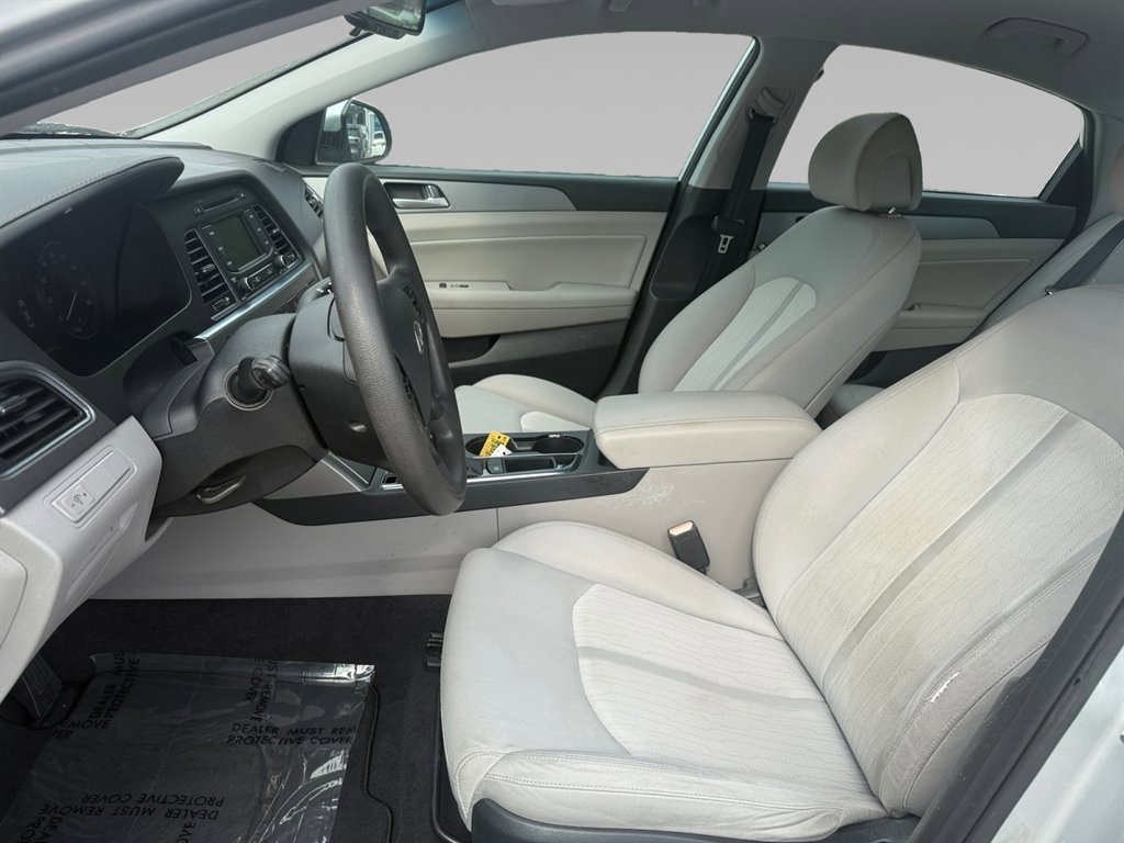 Used 2016 Hyundai Sonata SE image 9