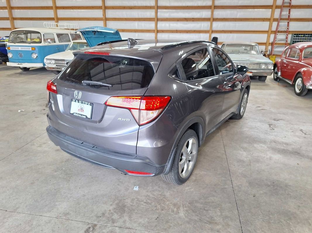 Used 2016 Honda HR-V EX image 8