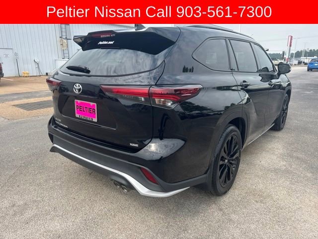Used 2024 Toyota Highlander XSE FWD image 3