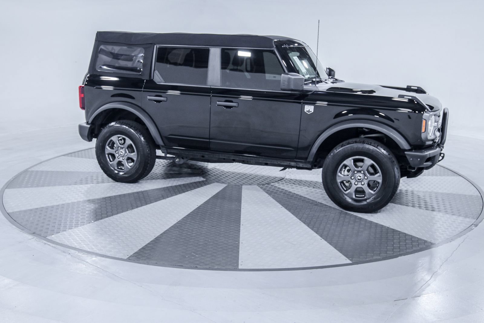 Used 2023 Ford Bronco Big Bend image 11