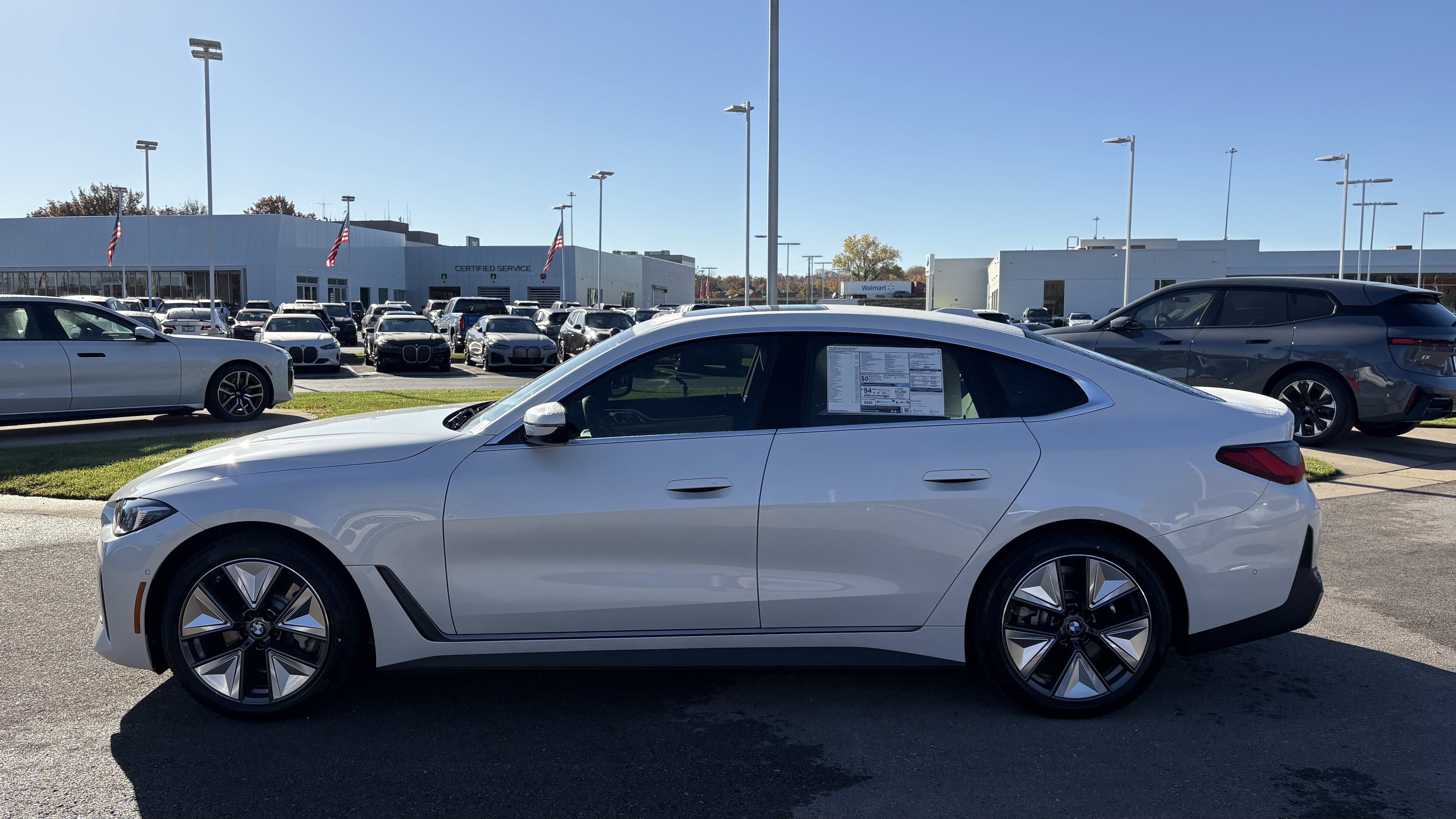 Used 2025 BMW i4 xDrive40i w/ Premium Package AWD/4WD image 7