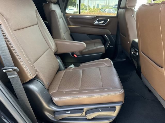 Used 2022 Chevrolet Tahoe High Country AWD/4WD image 12