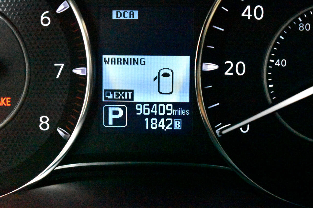 Used 2019 Nissan Armada Platinum w/ Cargo Package image 18