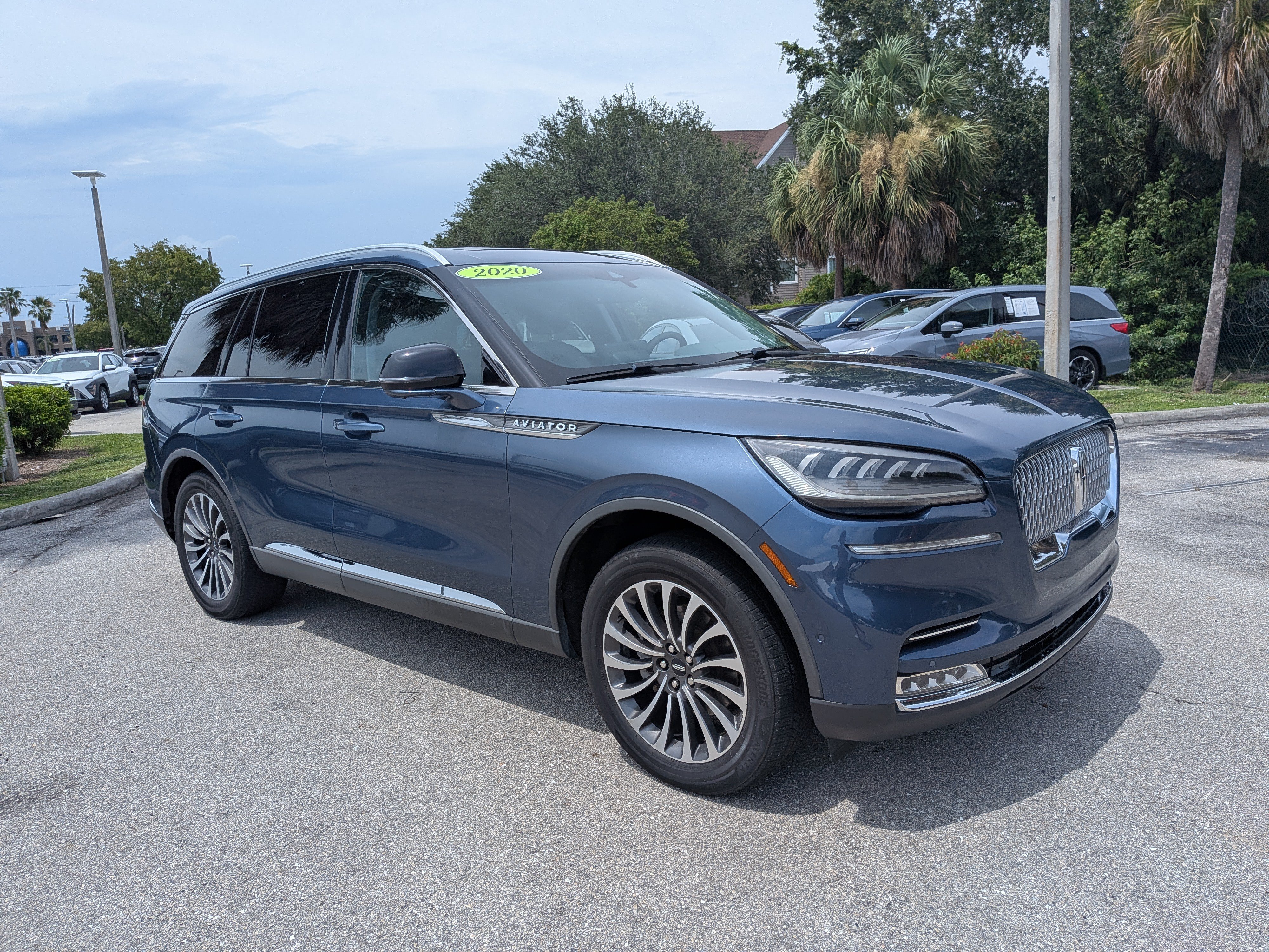 Used 2020 Lincoln Aviator Reserve w/ Equipment Group 201A AWD/4WD image 1